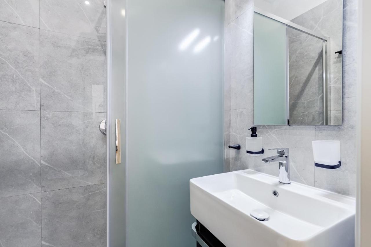 Bdc - The Boss: Stunning 2-Bdr Apartment @Termini Rome Extérieur photo